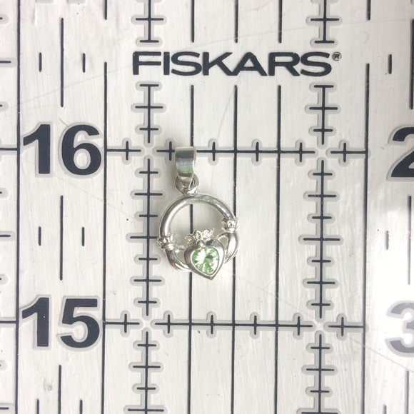 Sterling Claddagh Green Stone Pendant - Picture 6 of 6